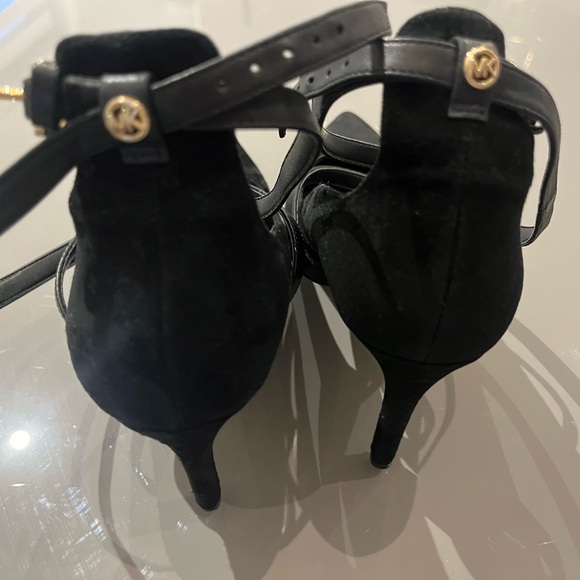 Worn Michael kors heels with lace up ties - Picture 2 of 7